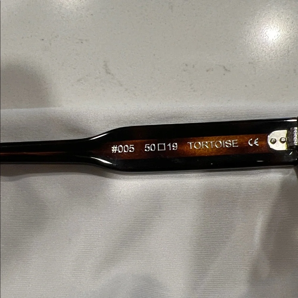New Chimi Tortoise Sunglasses - Picture 11 of 12